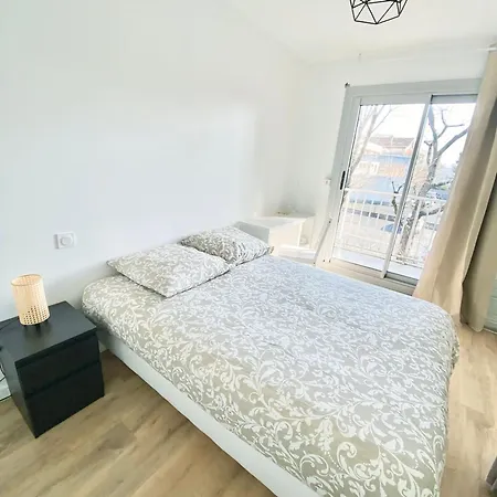 Et Salle De Bain Privee Dans Partage Avec Toilettes Partages - - Tram B - Ref R1 Habitación en casa particular Talence