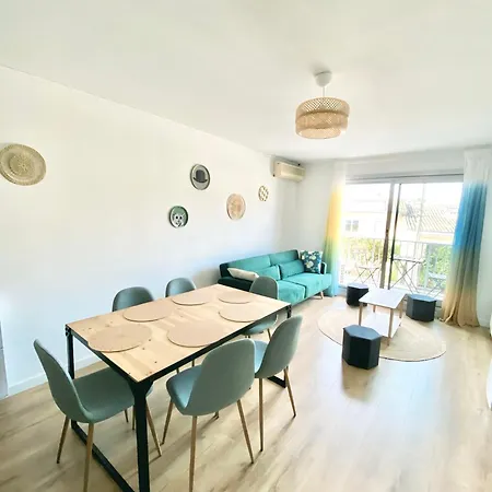 Rum i privatbostad Et Salle De Bain Privee Dans Partage Avec Toilettes Partages - - Tram B - Ref R1 Talence