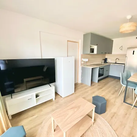 Et Salle De Bain Privee Dans Partage Avec Toilettes Partages - - Tram B - Ref R1 Ubytování v soukromí *