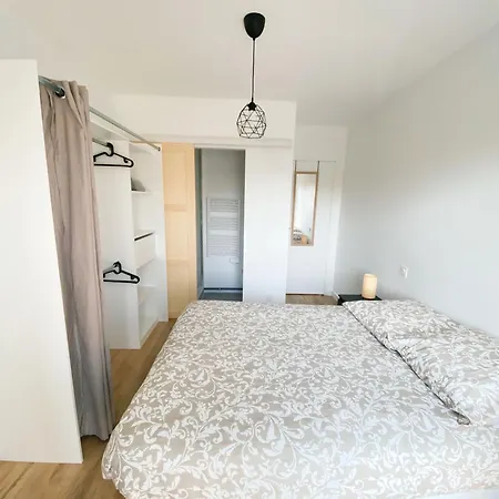 Et Salle De Bain Privee Dans Partage Avec Toilettes Partages - - Tram B - Ref R1 Ubytování v soukromí *