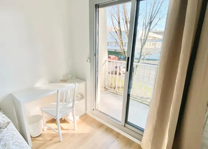 Et Salle De Bain Privee Dans Partage Avec Toilettes Partages - - Tram B - Ref R1 Ubytování v soukromí Talence